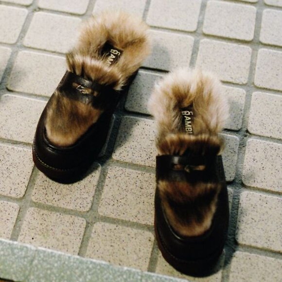 All Gender UGG AMBUSH Loafer - Picture 5 of 6